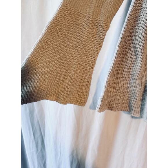 St. John’s Bay Women’s Sweater XL Icy Grey Embroidered Sleeves NWT - Picture 3 of 11